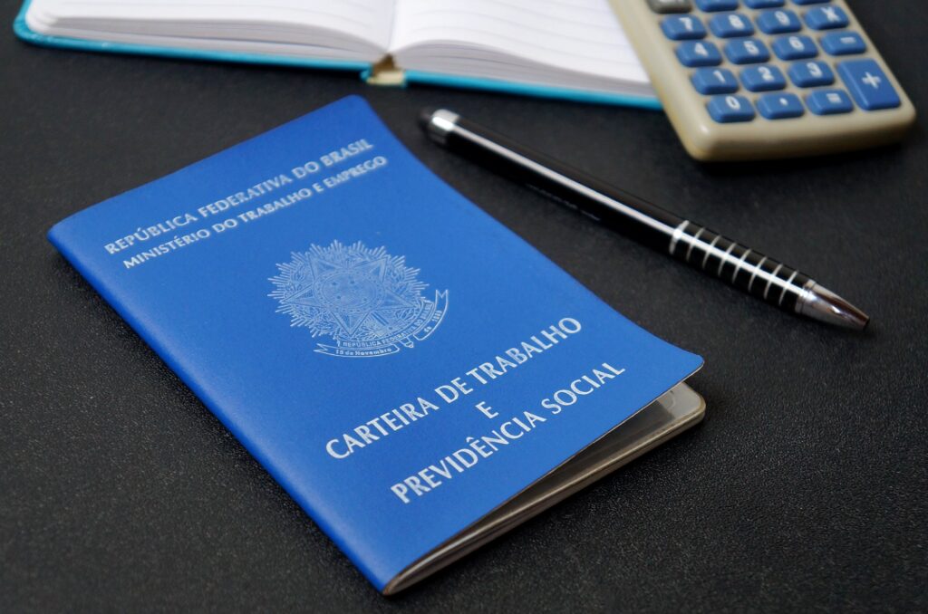Férias e descanso anual: entenda regras e direitos do trabalhador