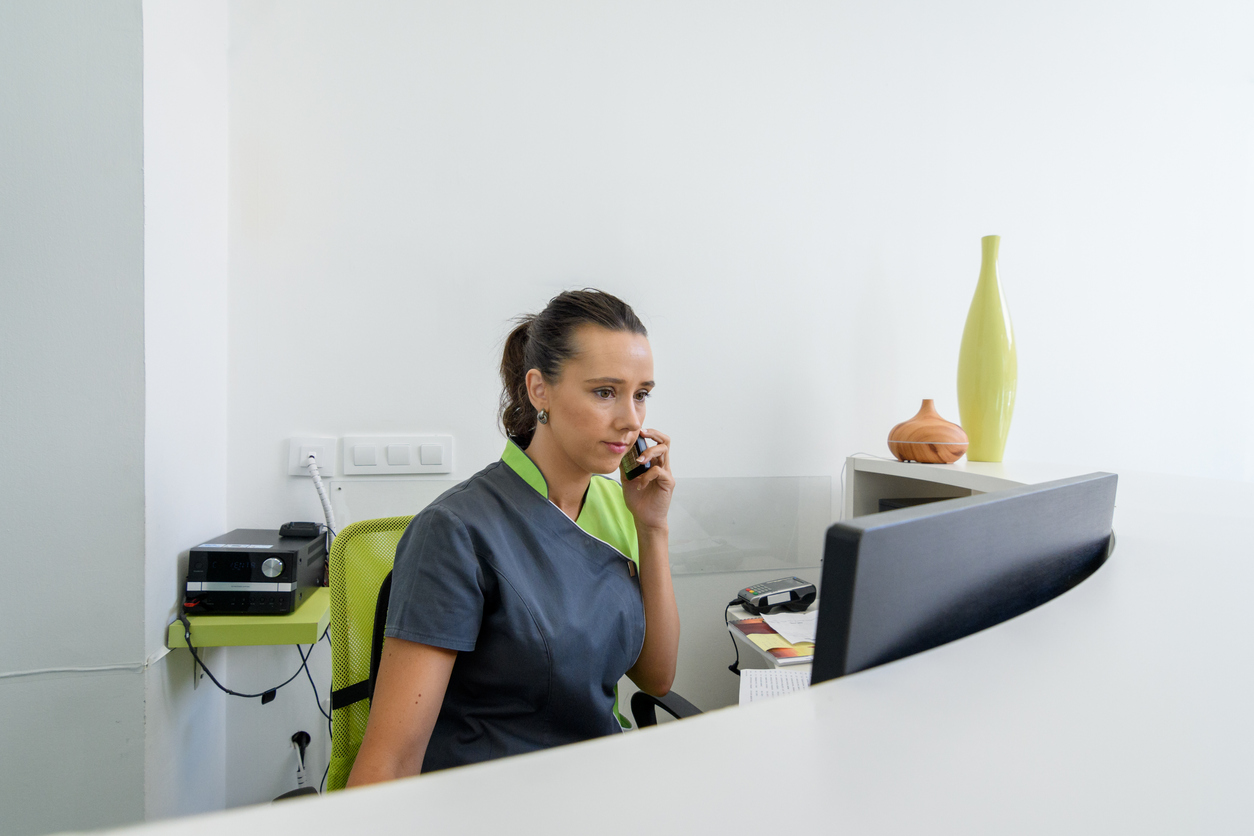 Cadastro de pacientes: como realizar o registro correto no atendimento hospitalar