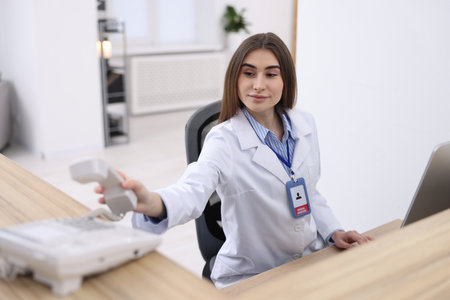 Controle emocional na recepção hospitalar: como agir com equilíbrio
